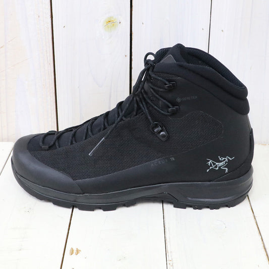 ARC'TERYX『ACRUX TR GORE-TEX』(Black/Black)