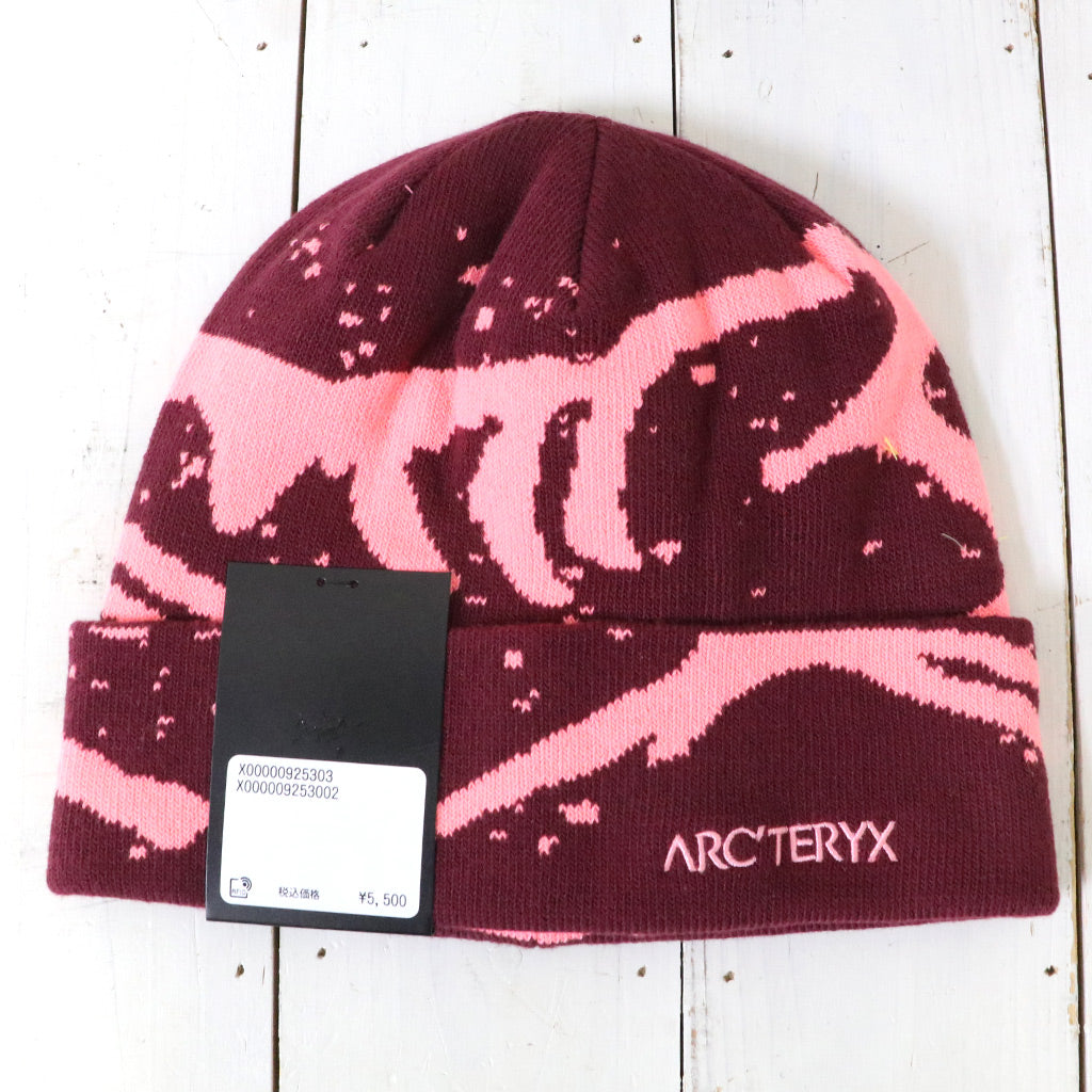 ARC'TERYX 赤 ニット帽 ピンクデザイン