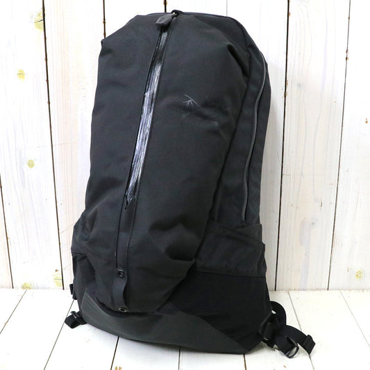 ARC'TERYX『Arro 22』(Black II)