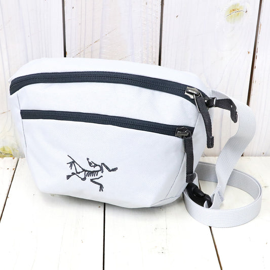 ARC'TERYX『Mantis 1 Waist Pack』(Solitude/Graphite)