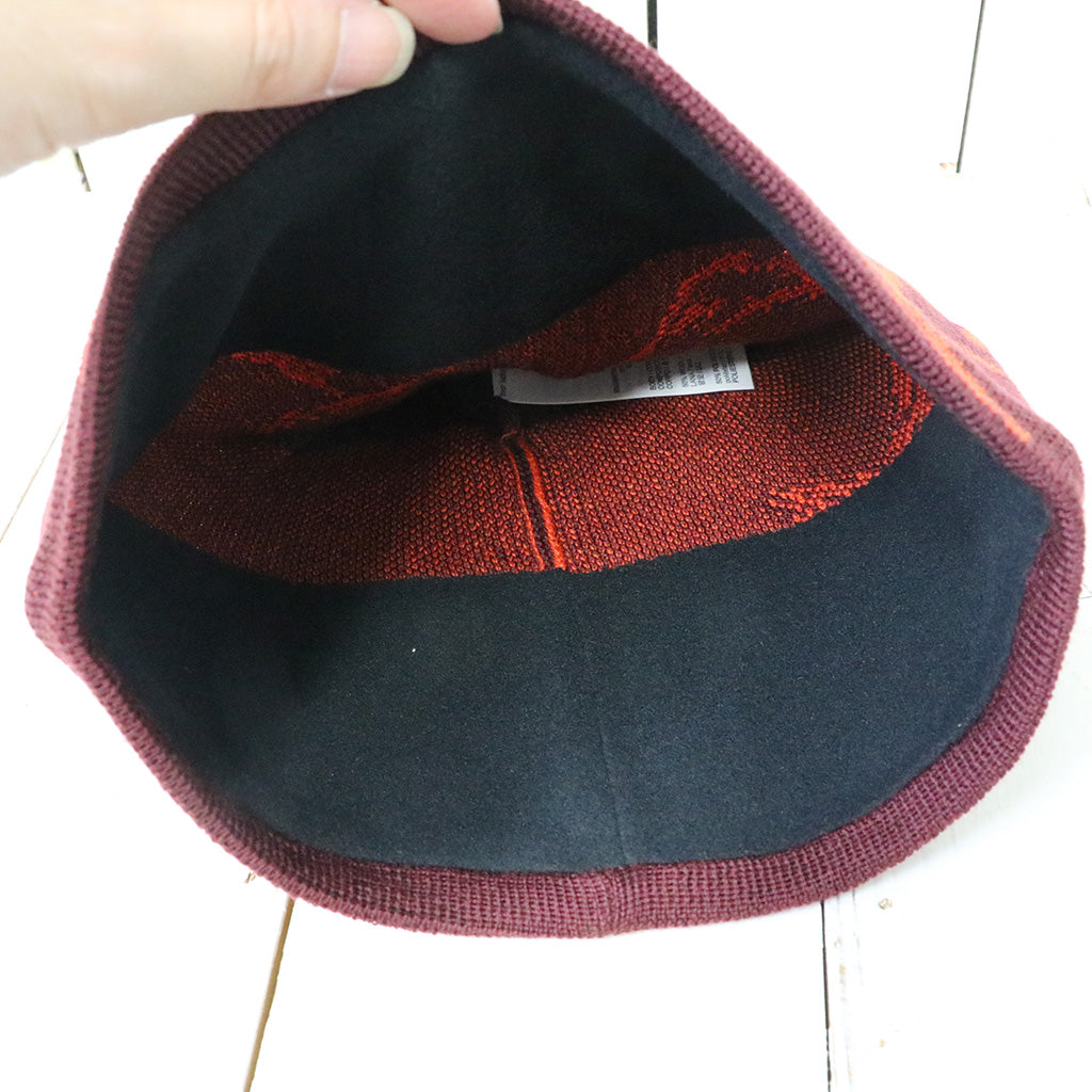 ARC'TERYX : Bird Head Toque (Mars/Dynasty)