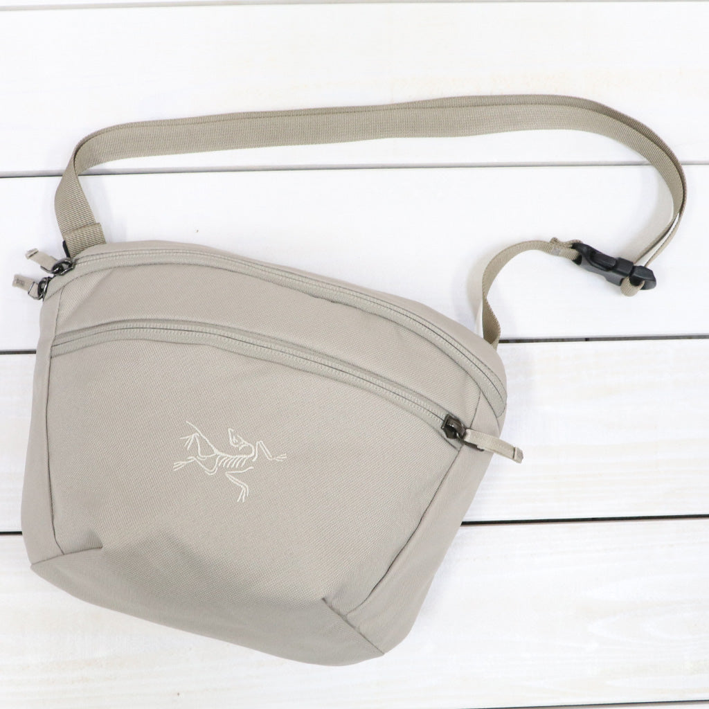 ARC'TERYX : Mantis 2 Waist Pack (Rune) – Reggieshop