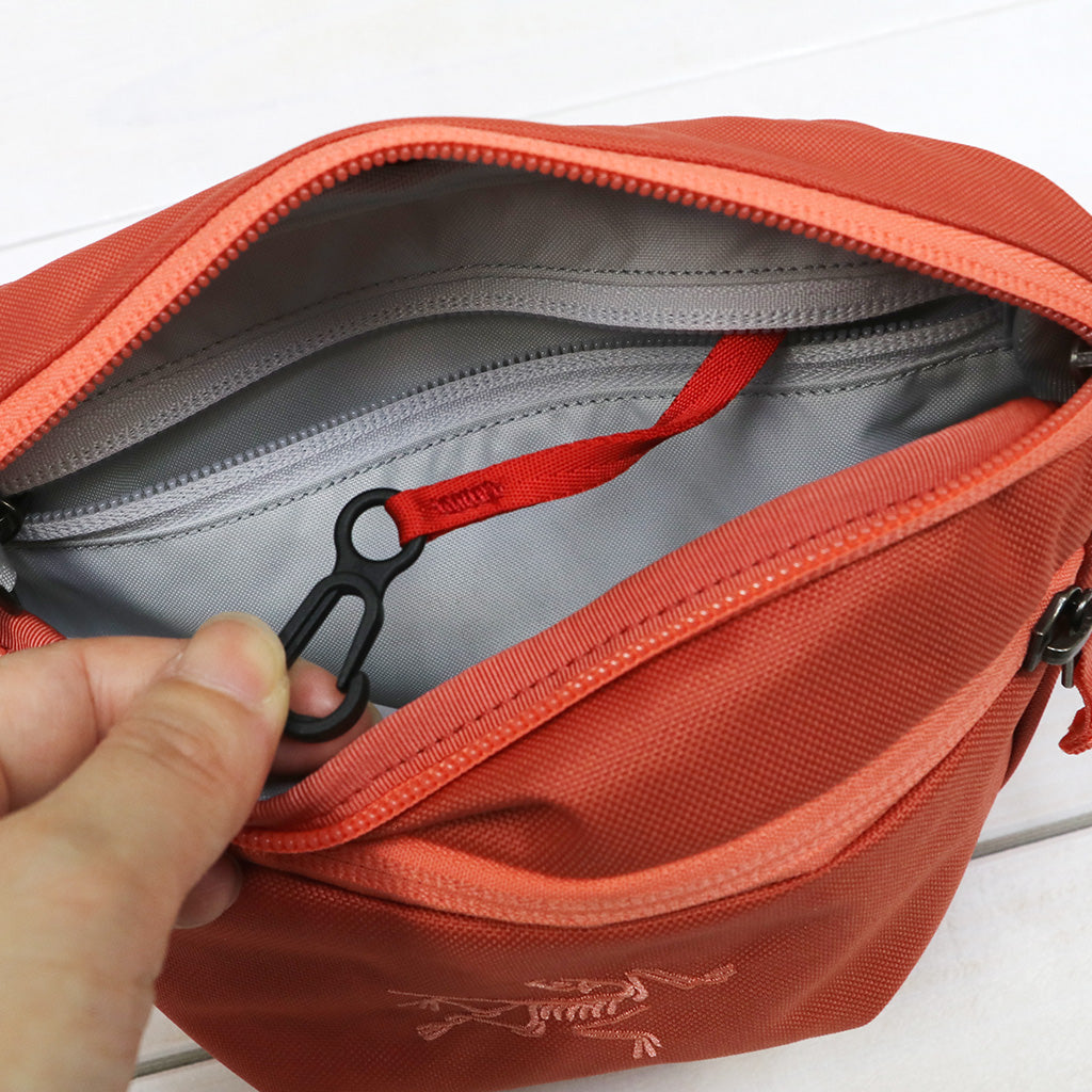 ARC'TERYX : Mantis 1 Waist Pack (Stone Red/Reef)