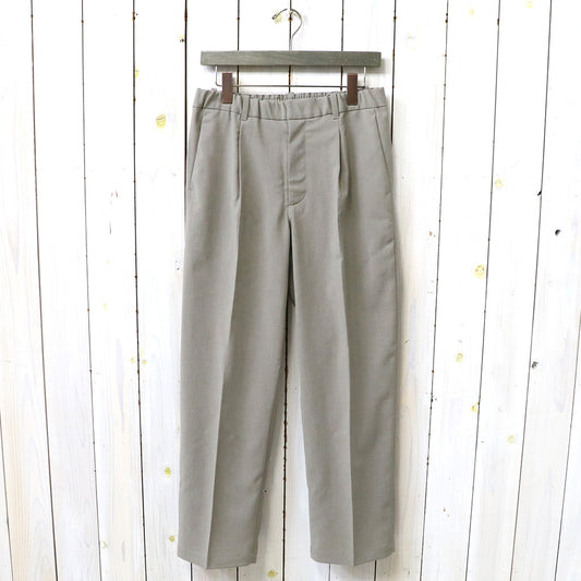 Goldwin : One Tuck Straight Pants (トープフォーン)