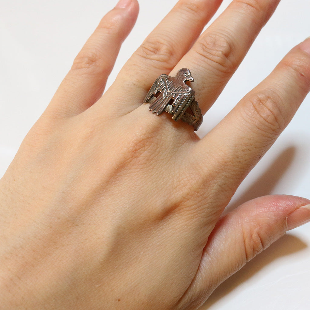 Indian Jewelry : Navajo 1950’s Thunderbird Ring