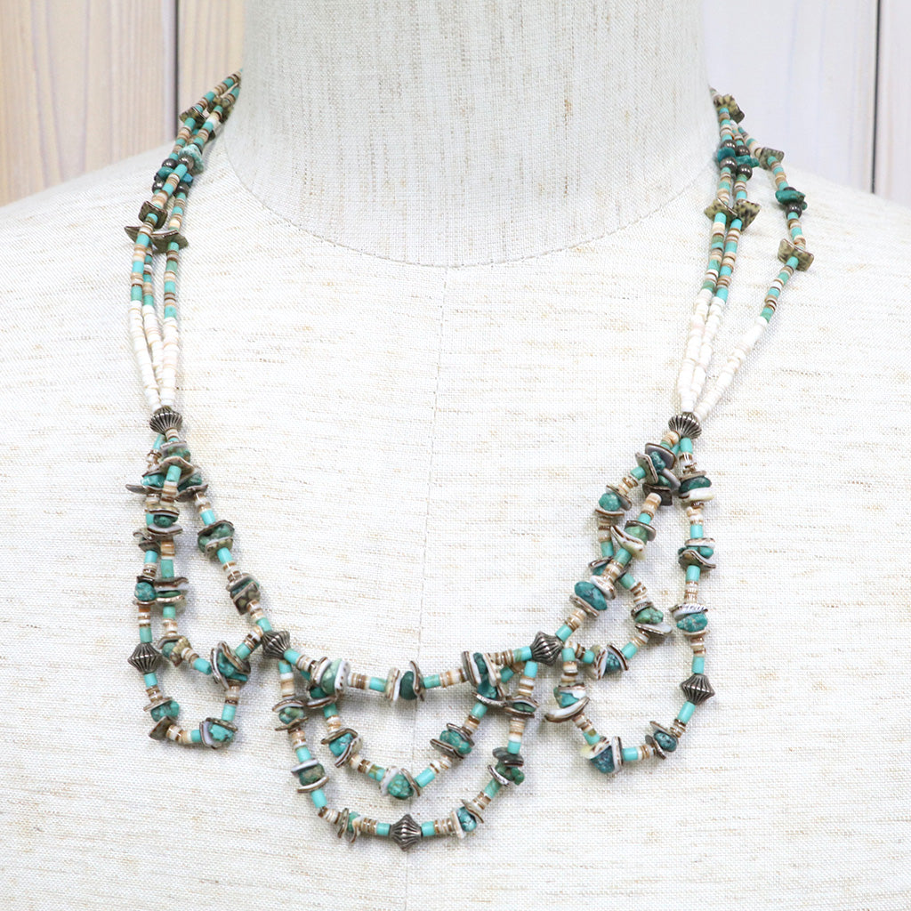 Indian Jewelry : Navajo 1960’s Necklace