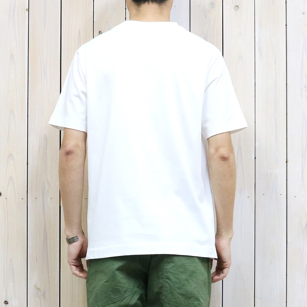 LACOSTE『クルーネックTシャツ』(WHITE)