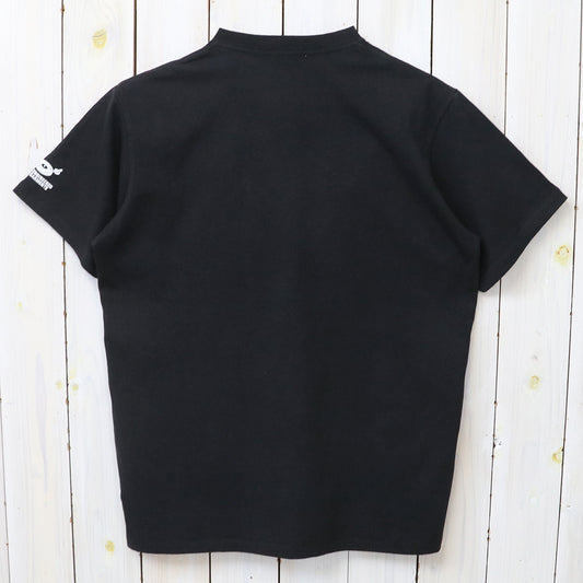 ENGINEERED GARMENTS : Printed Cross Crew Neck T-shirt-This Are (Black)