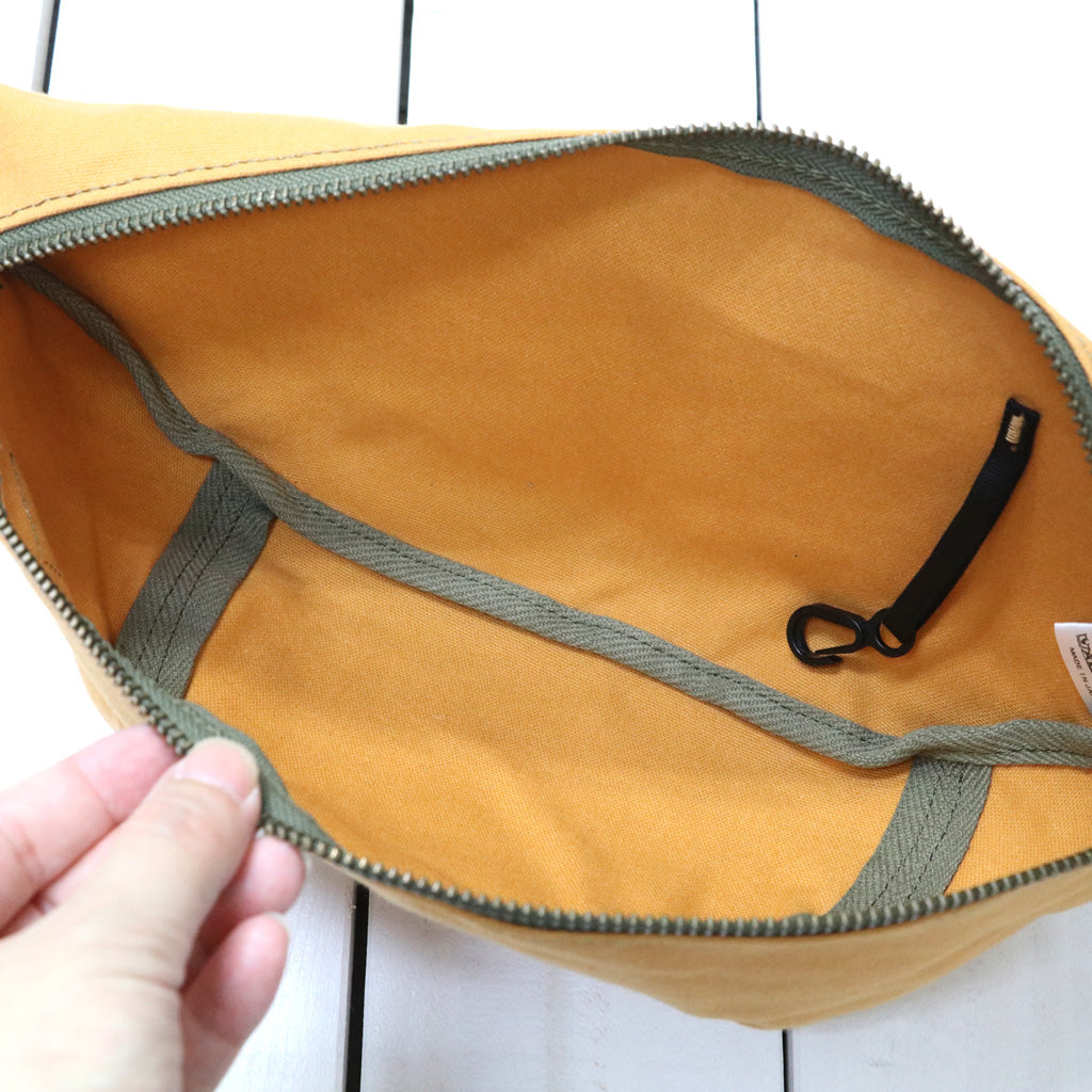 SOUTH2 WEST8 : Waist Bag (Suntan)