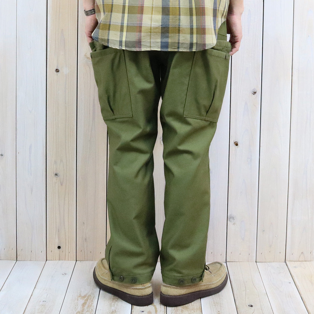 SASSAFRAS : OVERGROWN PANTS 4/5(BACK SATIN) (OLIVE)
