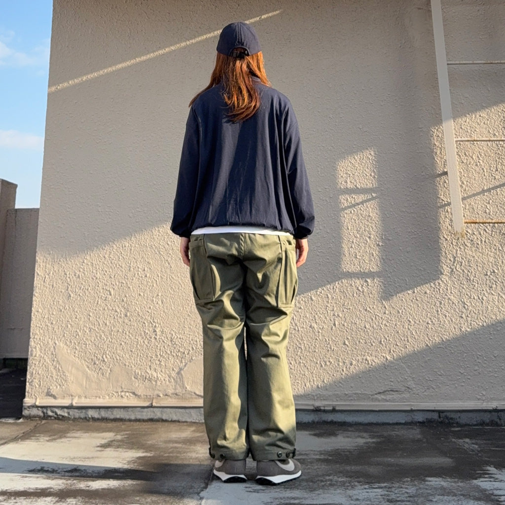 SASSAFRAS : OVERGROWN PANTS 4/5(MILITARY SATIN) (OLIVE)