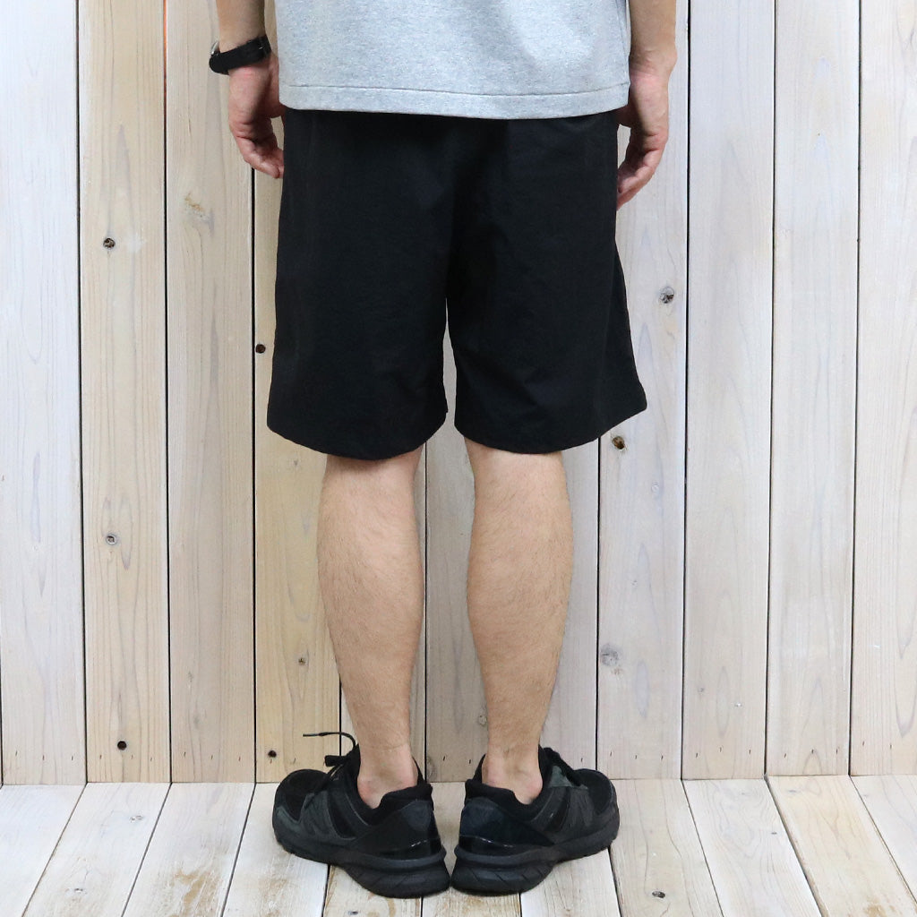 THE NORTH FACE『Versatile Mid』