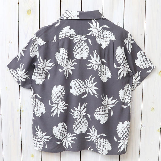 DUKE KAHANAMOKU : S/S RAYON HAWAIIAN SHIRT-DUKE’S PINEAPPLE (GRAY)