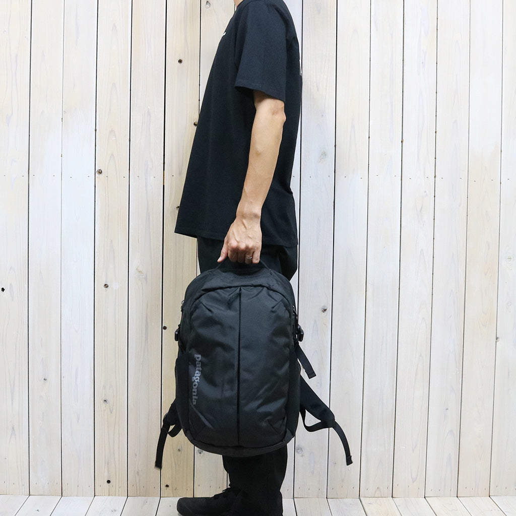 patagonia『Refugio Day Pack 26L』(Black)