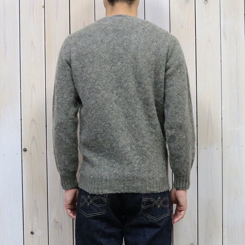 John Tulloch『SEAM FREE HEAVY BRUSH CREW NECK SADDLE SHOULDER P/O』(OYSTER)