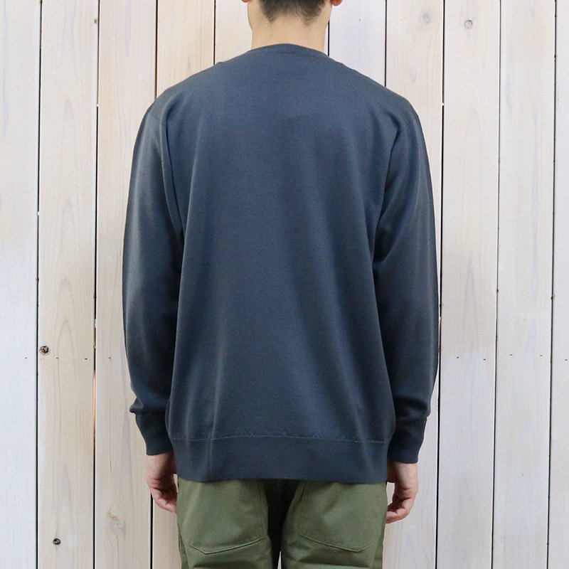 JOHN SMEDLEY『A4543(長袖クルーネック)』(SLATE GREY)