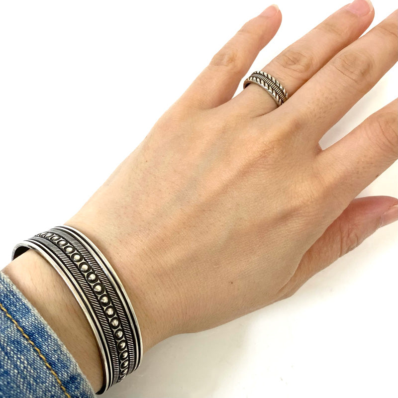 Indian Jewelry : Navajo Robert Cadman Ring Type-A