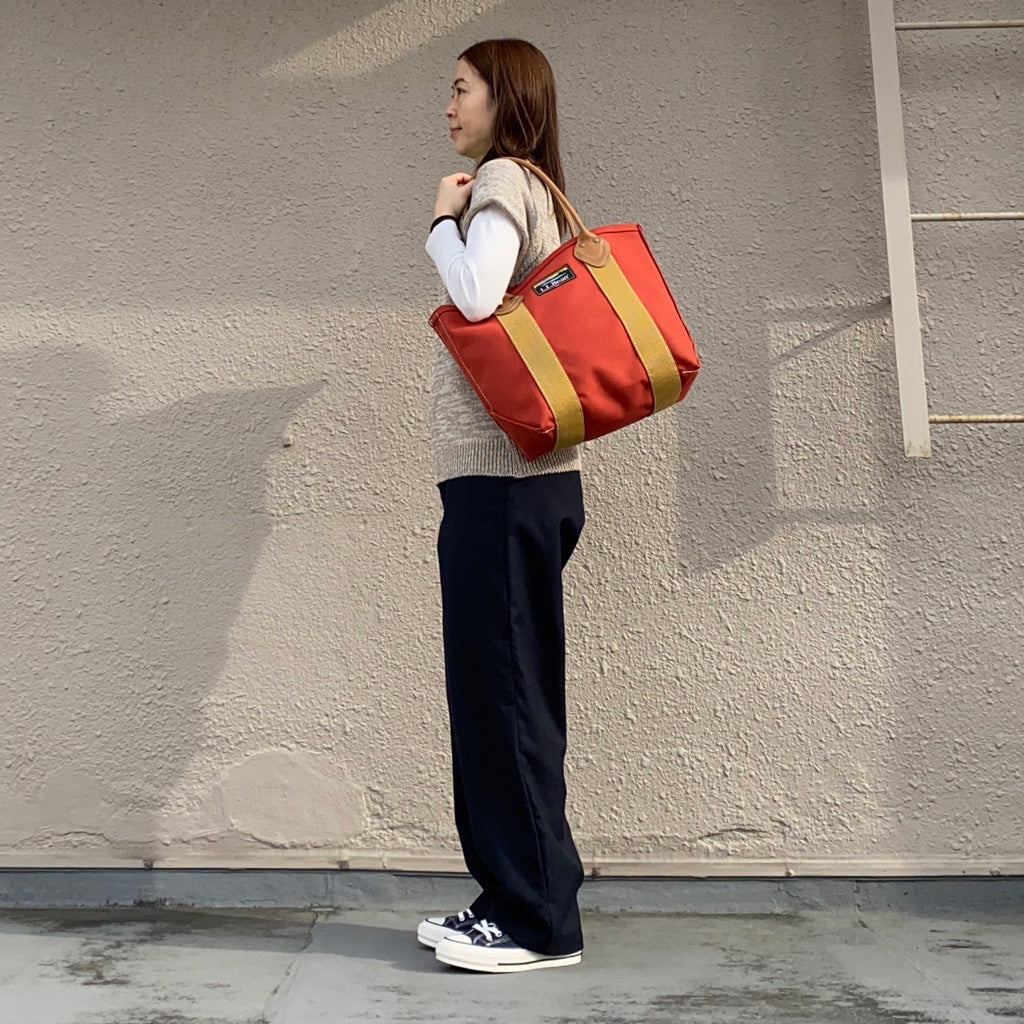 L.L.Bean『Leather Handle Katahdin Boat and Tote Bag』(Rust Orange/Antique Gold)
