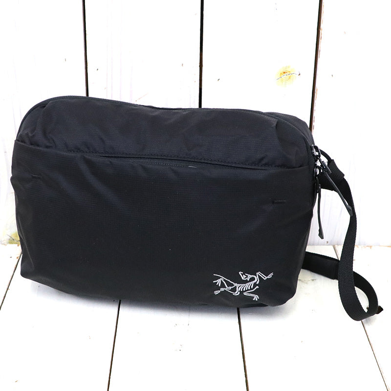 ARC'TERYX : Heliad Crossbody (Black)