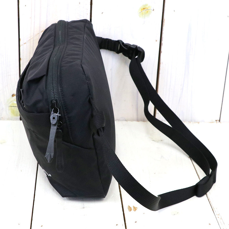 ARC'TERYX : Heliad Crossbody (Black)