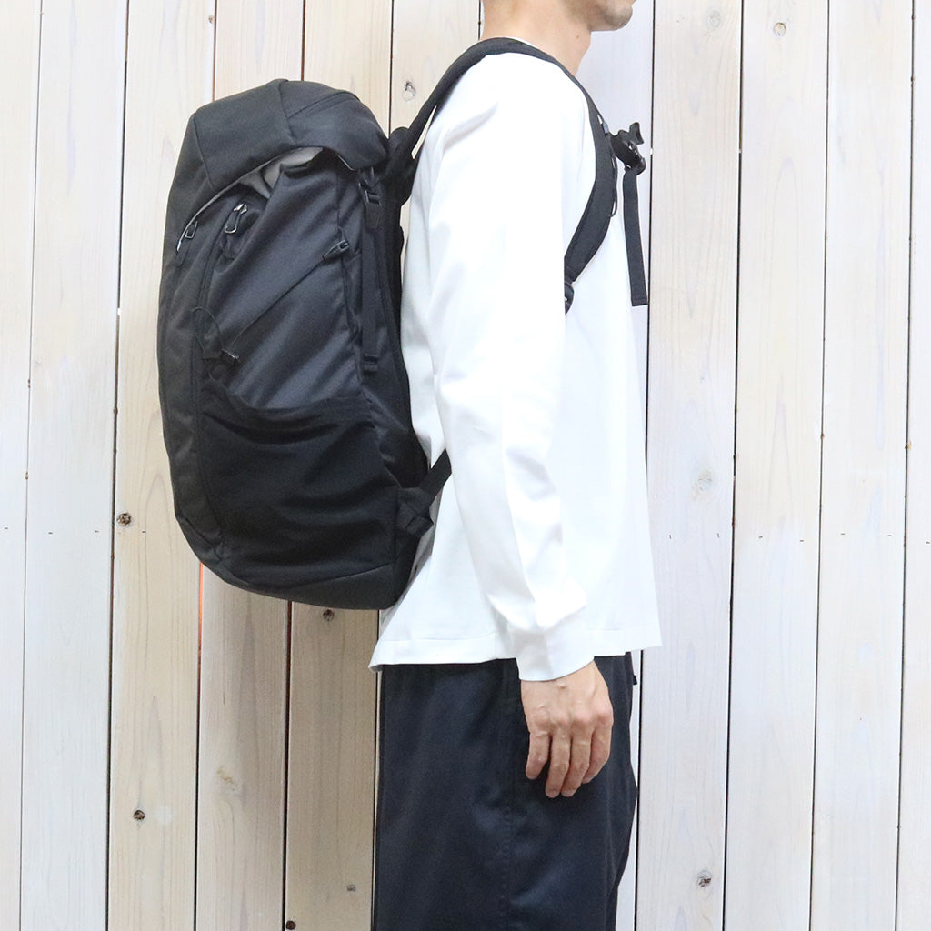 アークテリクス　マンティス30　バックパック ARC'TERYX『MANTIS 30 BACKPACK』(Black) – Reggieshop