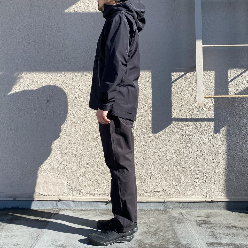 ARC'TERYX『Beta LT Jacket』(Black)