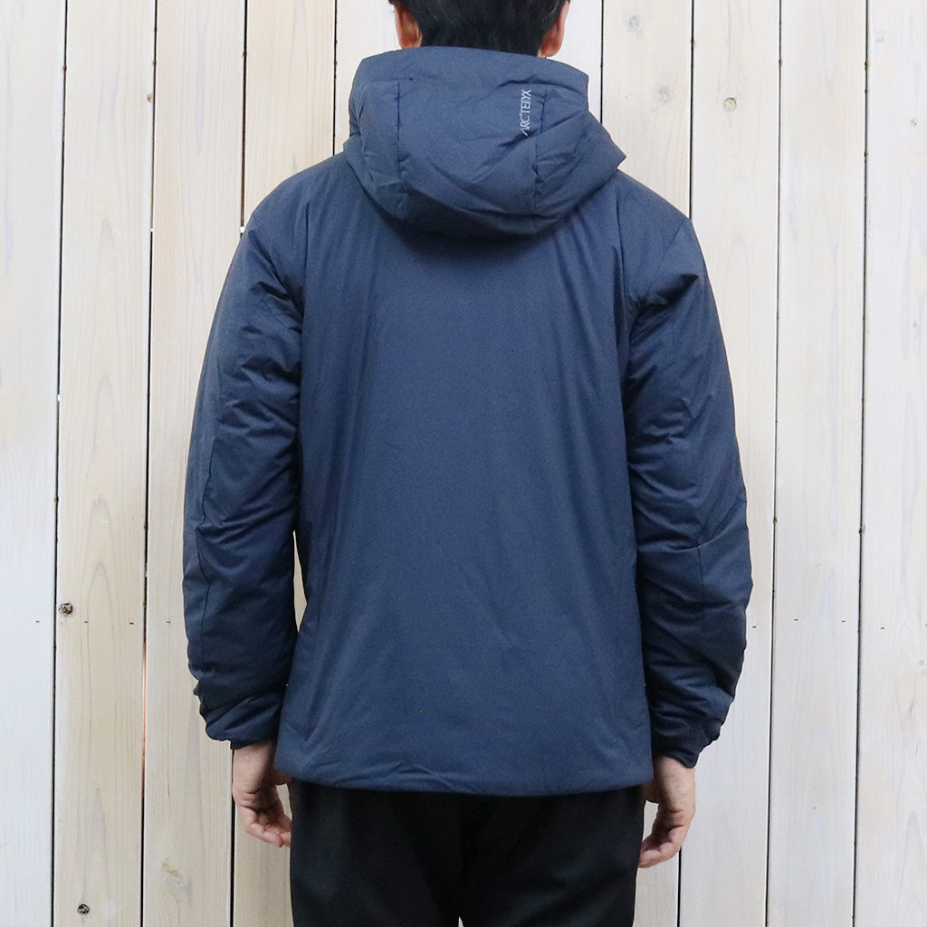 ARC'TERYX『Atom Heavyweight Hoody』(Black Sapphire)