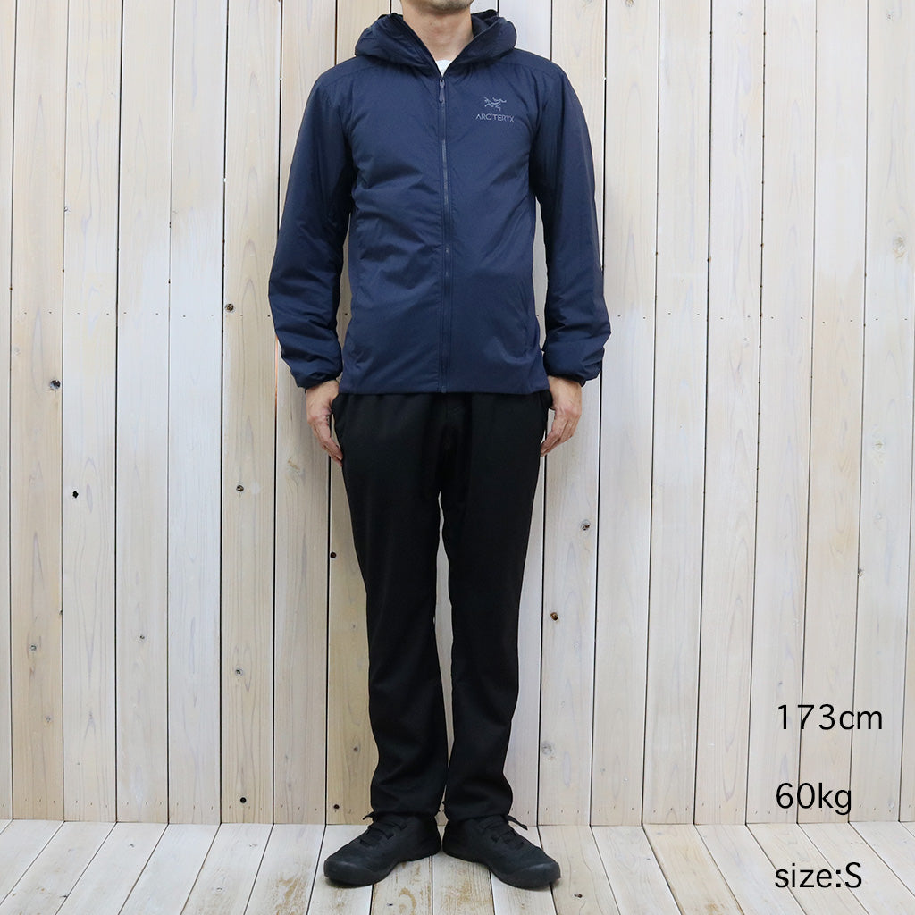 ARC'TERYX『Atom Hoody』(Black Sapphire)