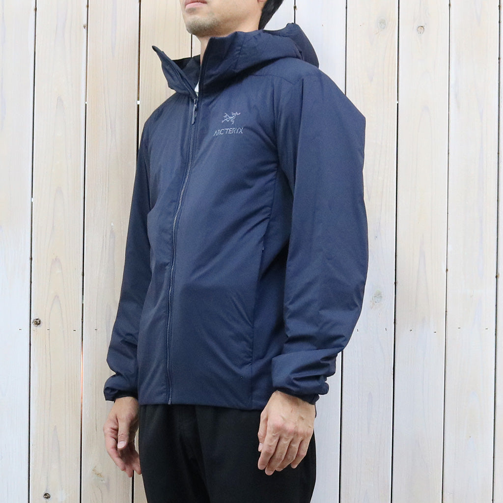 ARC'TERYX『Atom Hoody』(Black Sapphire)