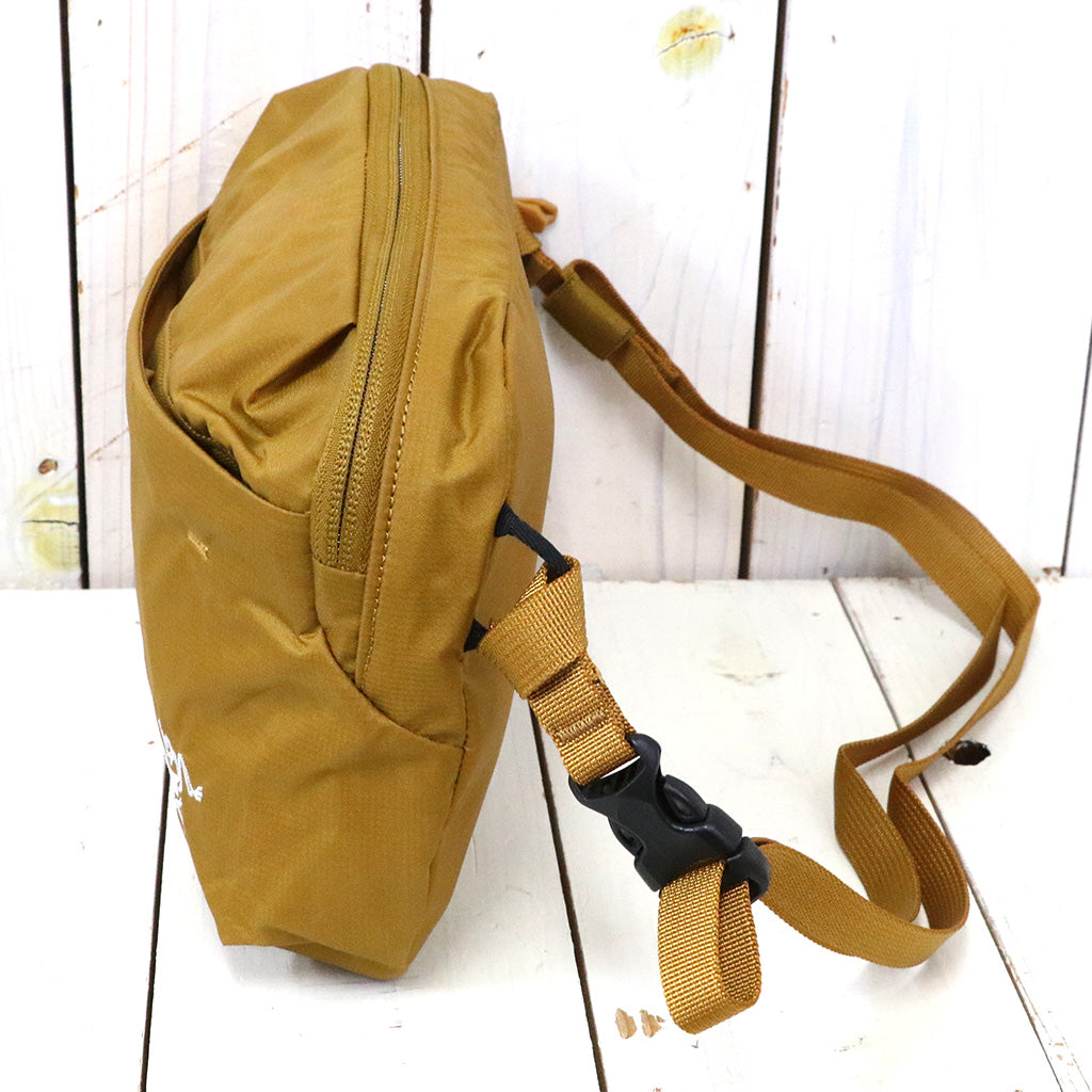 ARC'TERYX『Heliad 6L Crossbody bag』(Yukon)