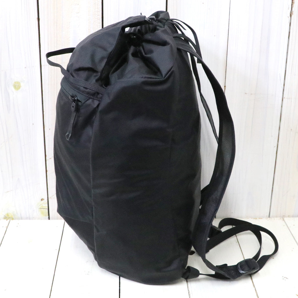 ARC'TERYX『Heliad 10L Backpack』(Black)