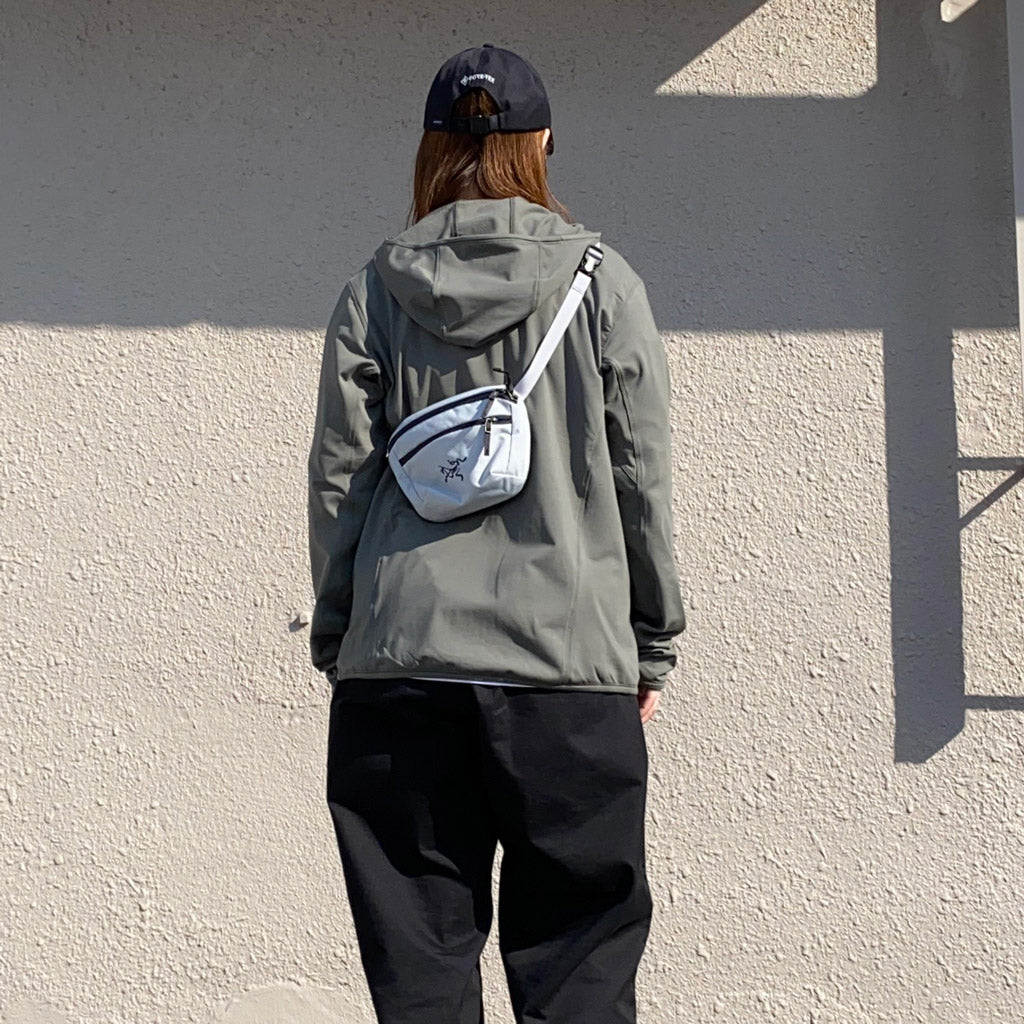 ARC'TERYX『Mantis 1 Waist Pack』(Solitude/Graphite) – Reggieshop
