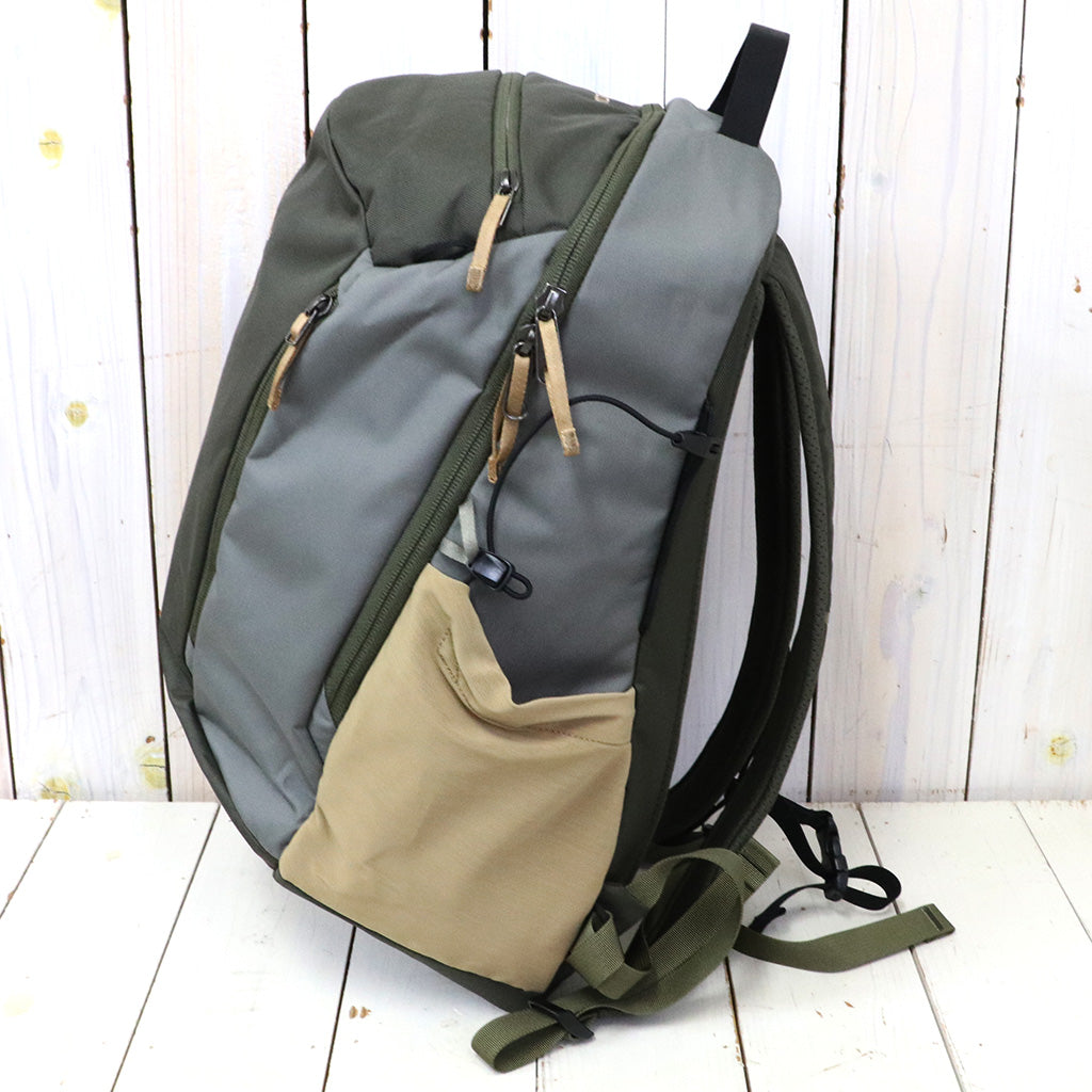 ARC'TERYX『Mantis 26 Backpack』(Tatsu/Forage)