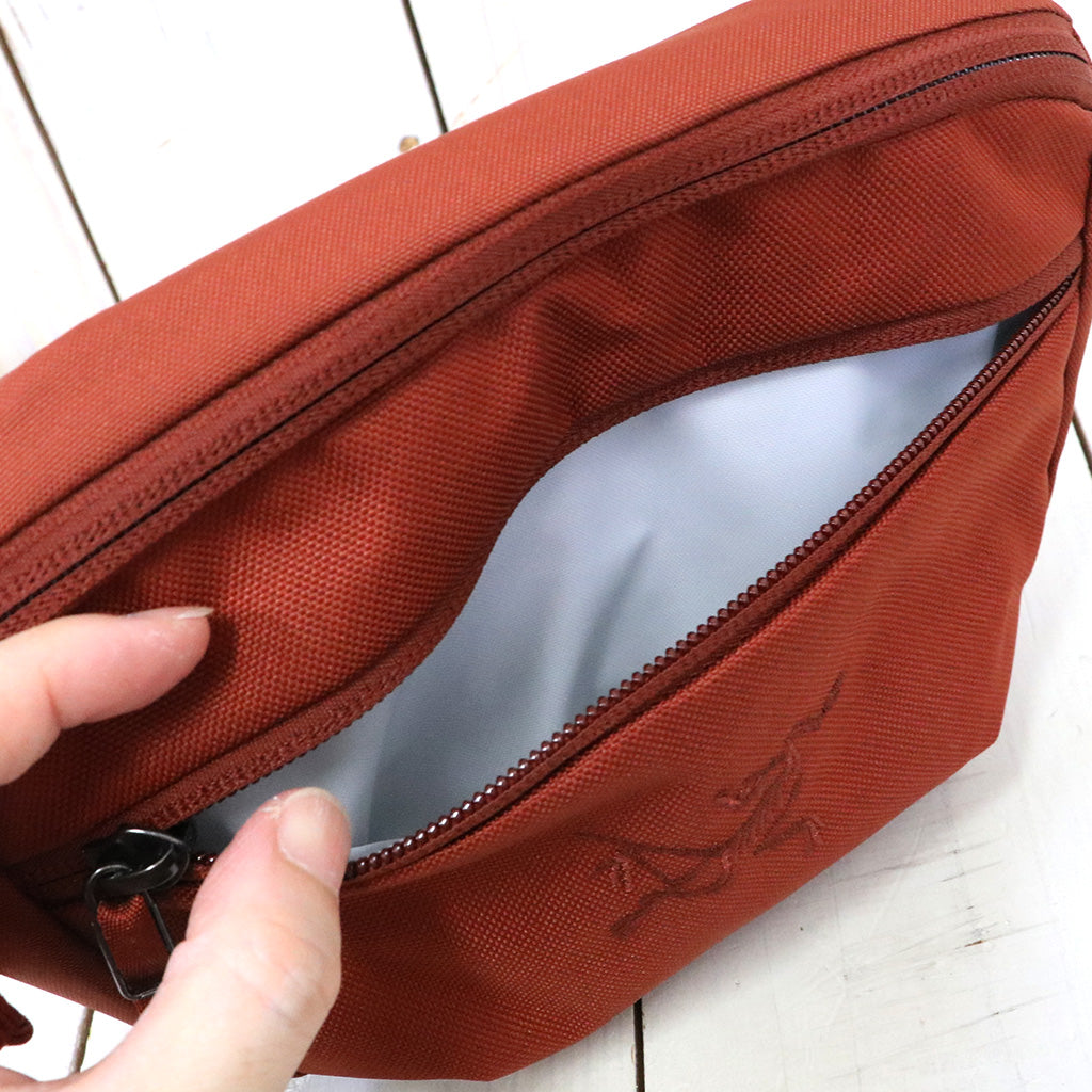 ARC'TERYX『Mantis 1 Waist Pack』(Sequoia)