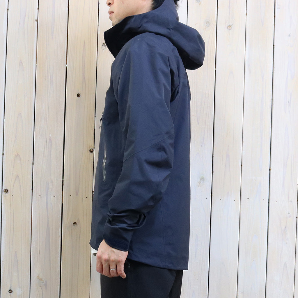 ARC'TERYX : Beta AR Jacket-Stormhood (Black Sapphire)
