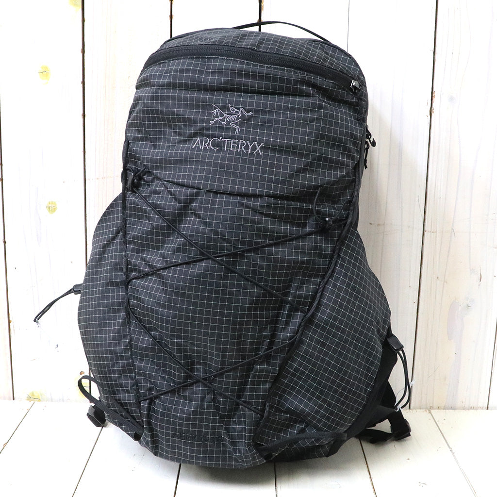 ARC'TERYX『Aerios 18 Backpack』(Black)