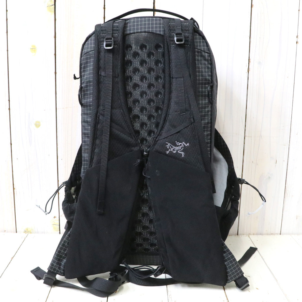 ARC'TERYX (アークテリクス) : Aerios 18 Backpack (Black) – Reggieshop