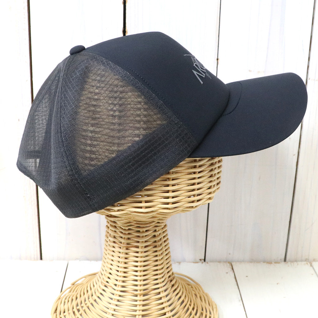 ARC'TERYX : Bird Word Trucker Hat (Black/Cloud)