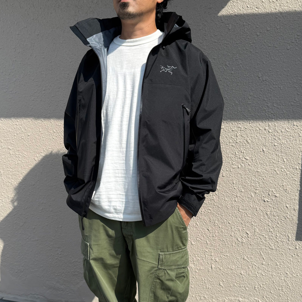 ARC'TERYX : Beta AR Jacket (Black) (9906)