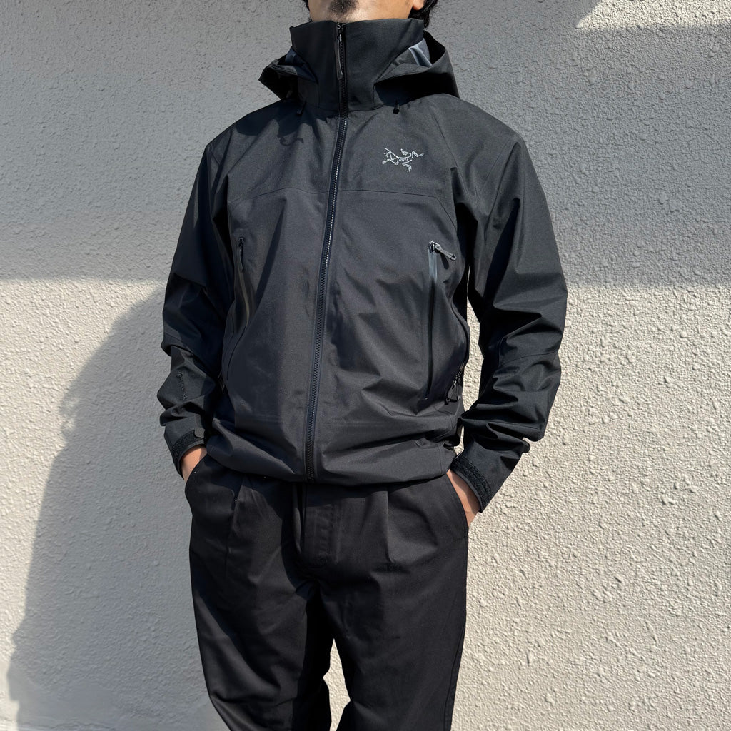 ARC'TERYX : Beta AR Jacket (Black) (9906)
