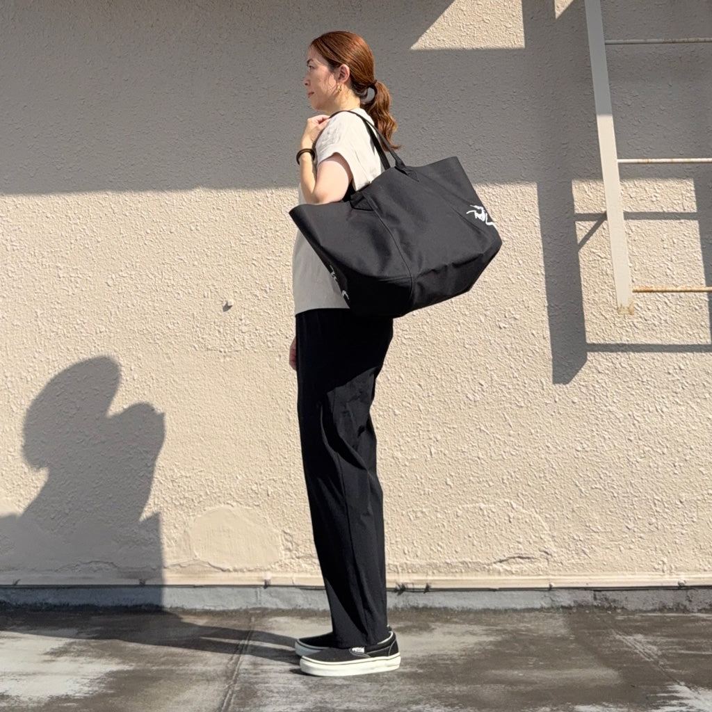 ARC'TERYX : Carrier 45 Gear Tote (Black) – Reggieshop