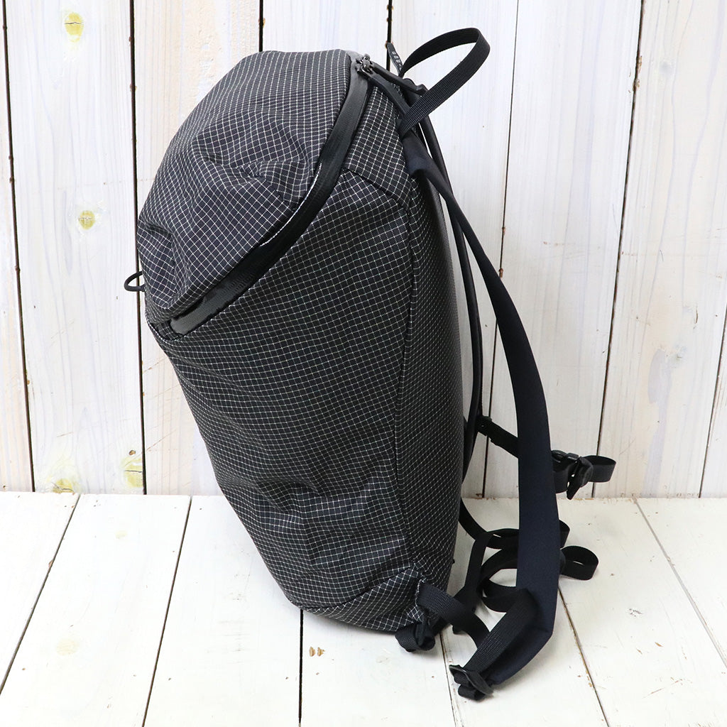 ARC'TERYX : Konseal 15L Backpack (Black)