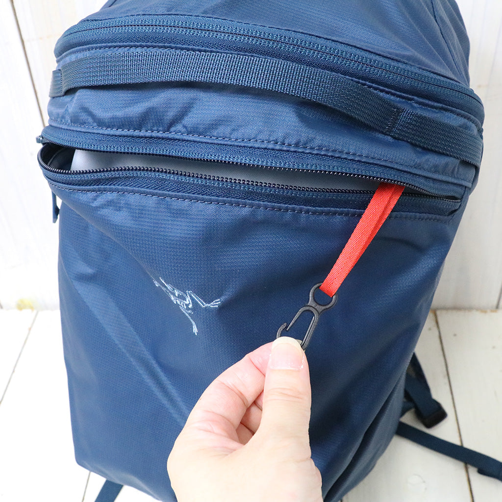ARC'TERYX : Heliad 15L Backpack (Nightscape)