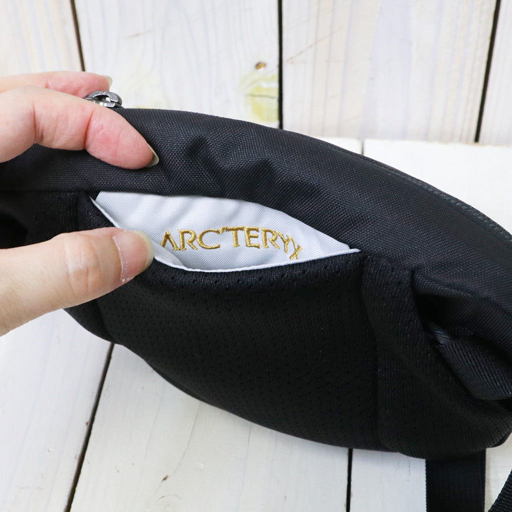 ARC'TERYX : Mantis 1 Waist Pack (24K Black) – Reggieshop