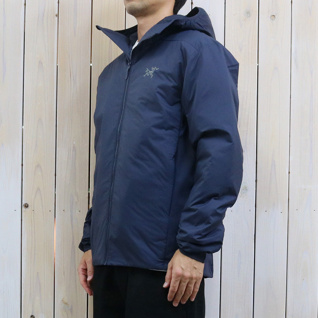 ARC'TERYX : Atom Hoody (Black Sapphire)