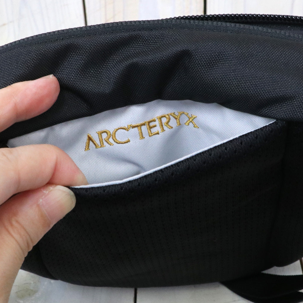 ARC'TERYX : Mantis 2 Waist Pack (24K Black)