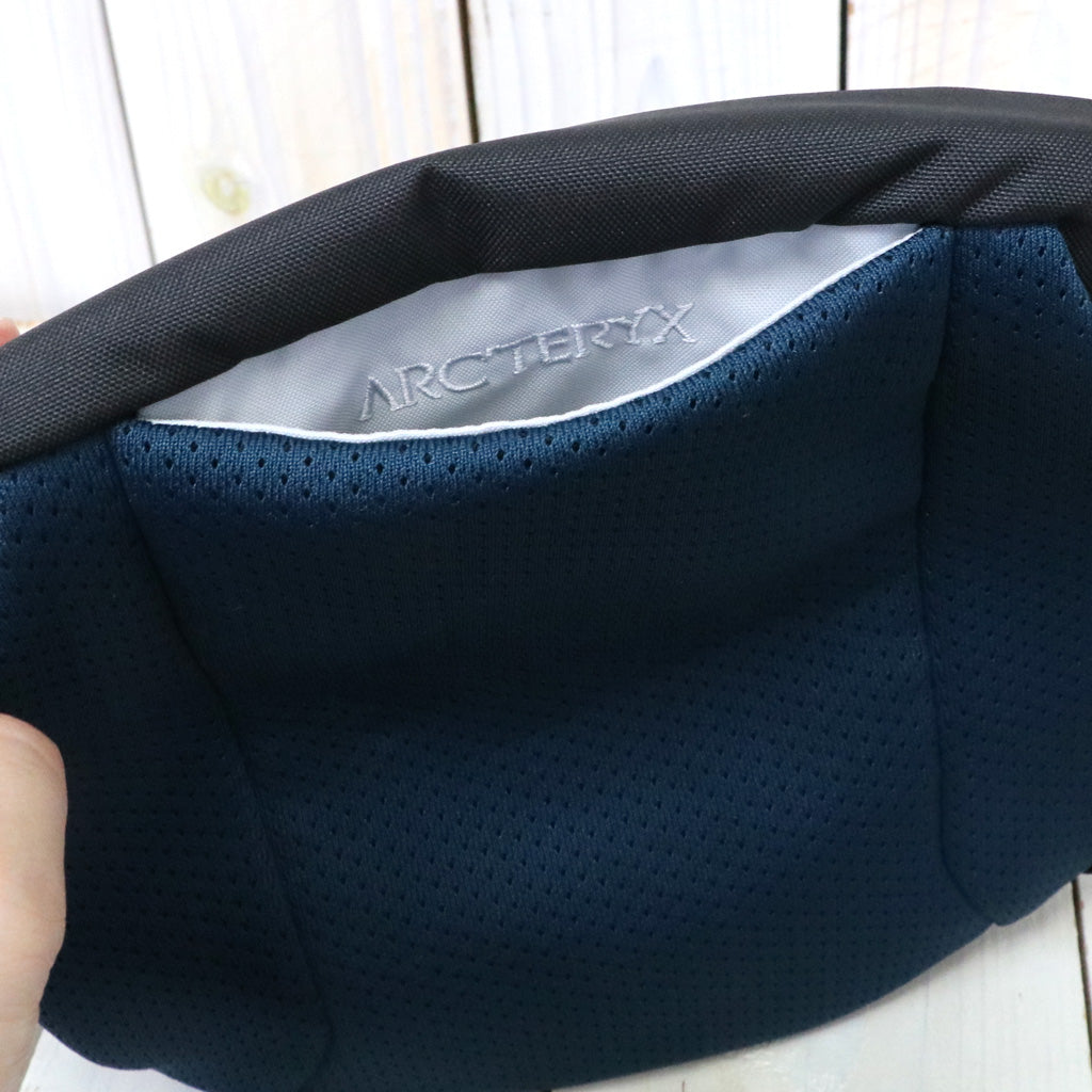 ARC'TERYX : Mantis 2 Waist Pack (Lodestar) – Reggieshop