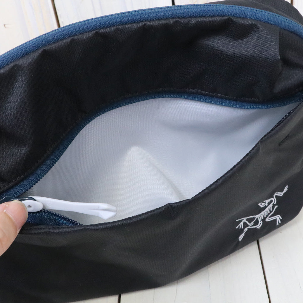 ARC'TERYX : Heliad Crossbody (Lodestar) – Reggieshop