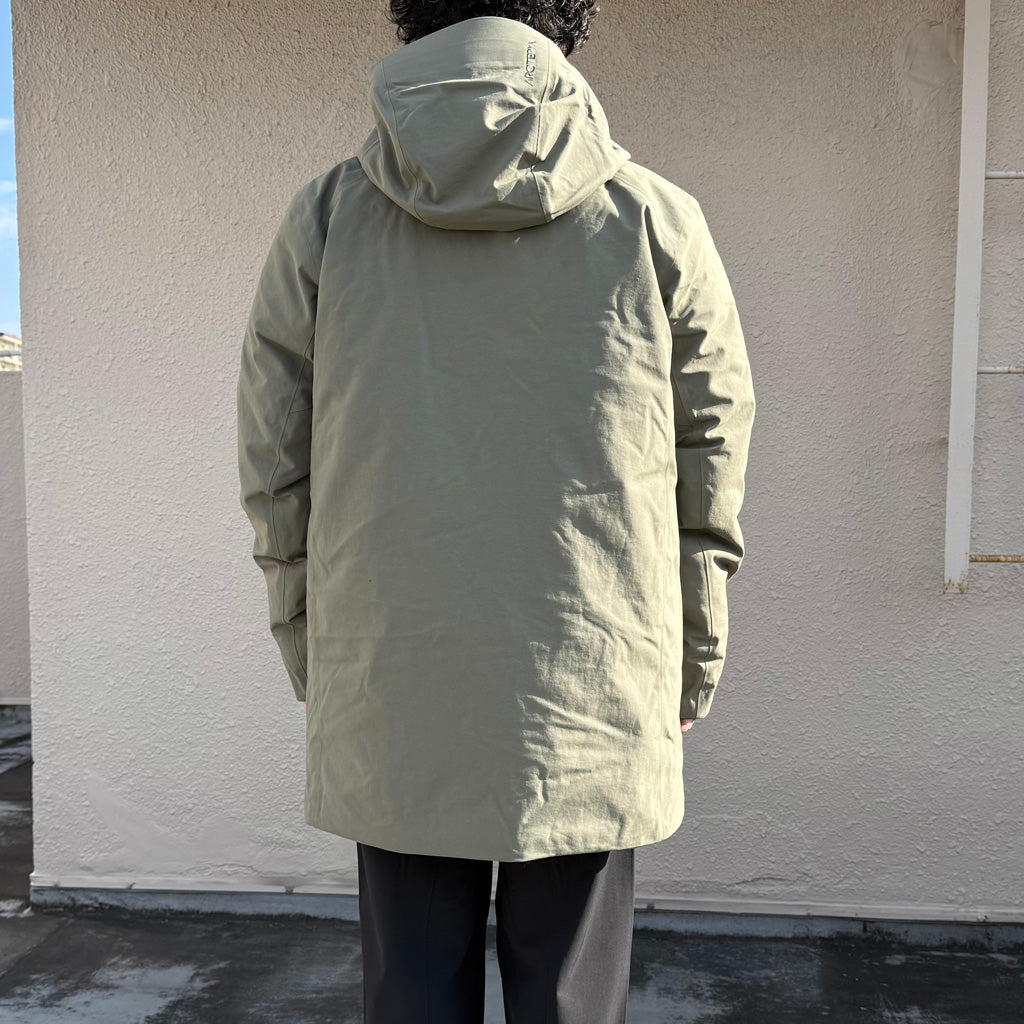ARC'TERYX (アークテリクス) : Therme Down Jacket (Black Sapphire