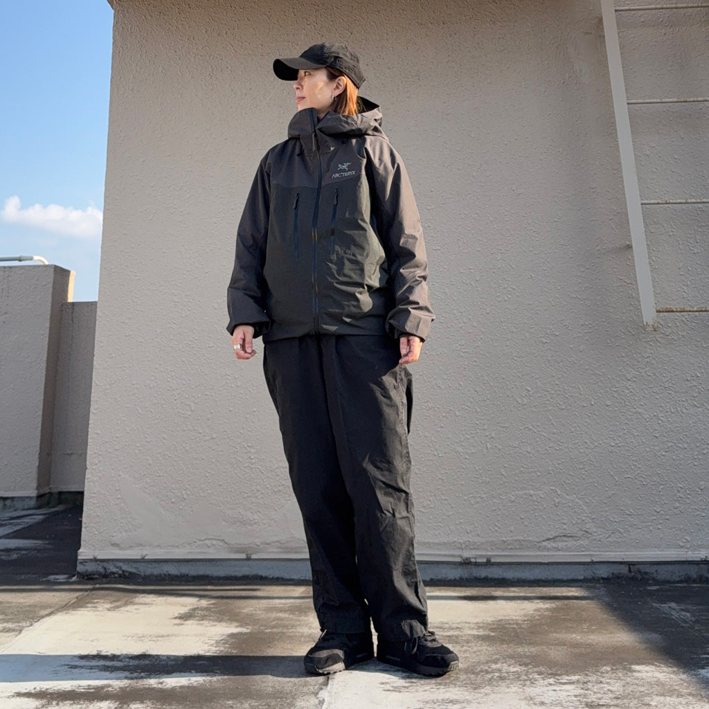 【SALE30%OFF】ARC'TERYX : Alpha Jacket (Graphite/Black)